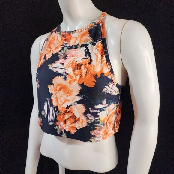 Betsey Johnson Floral High Neck Cross Back Yoga Crop Top - Picture 6 of 10